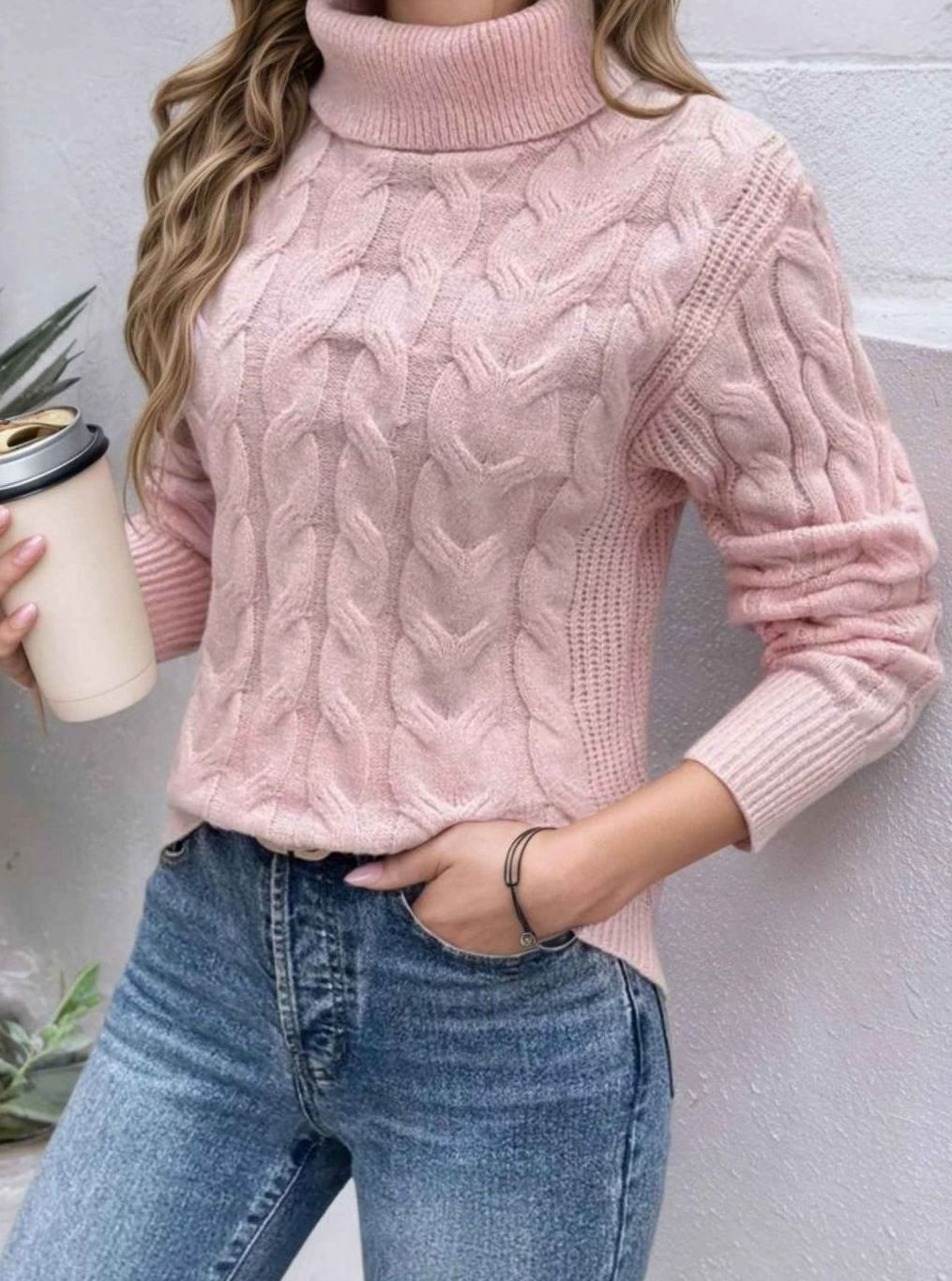 Sofie | Dame Rullekrave Sweater Med Kabelstrik Og Lange Ærmer