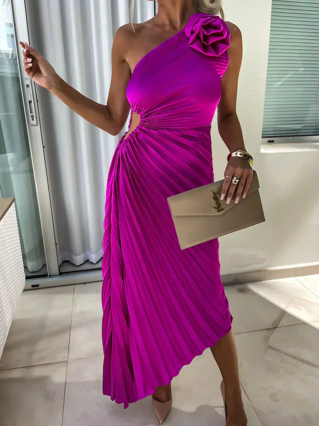 Sanne | Dame Midi Kjole Med One-Shoulder Og Plissering