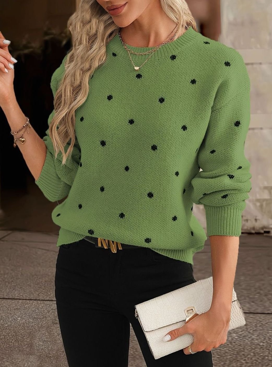 Hanne | Dame Strikket Sweater Med Rund Hals Og Prikket Mønster