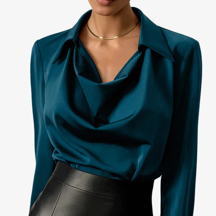 Lene | Dame Draperet Bluse Med Satinfinish Og Lange Ærmer