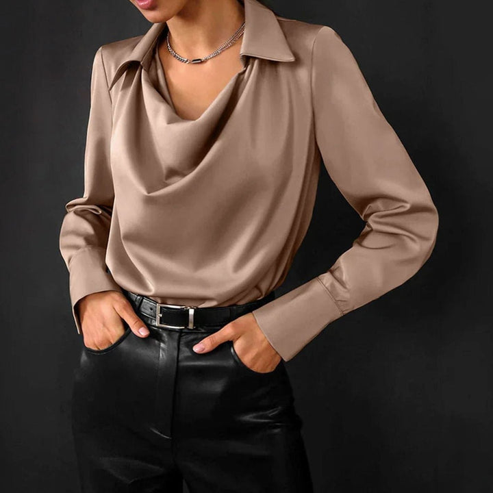 Lene | Dame Draperet Bluse Med Satinfinish Og Lange Ærmer