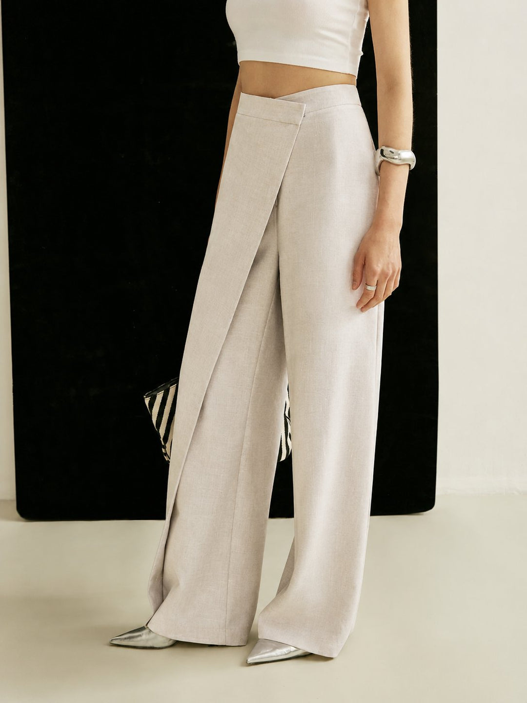 Solveig | Dame Wide-Leg Bukser Med Høj Talje Og Asymmetrisk Wrap-Detalje