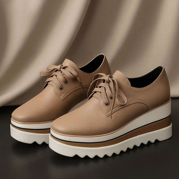 Malene | Dame Snøresneakers Med Platform Og Kvadratisk Tå