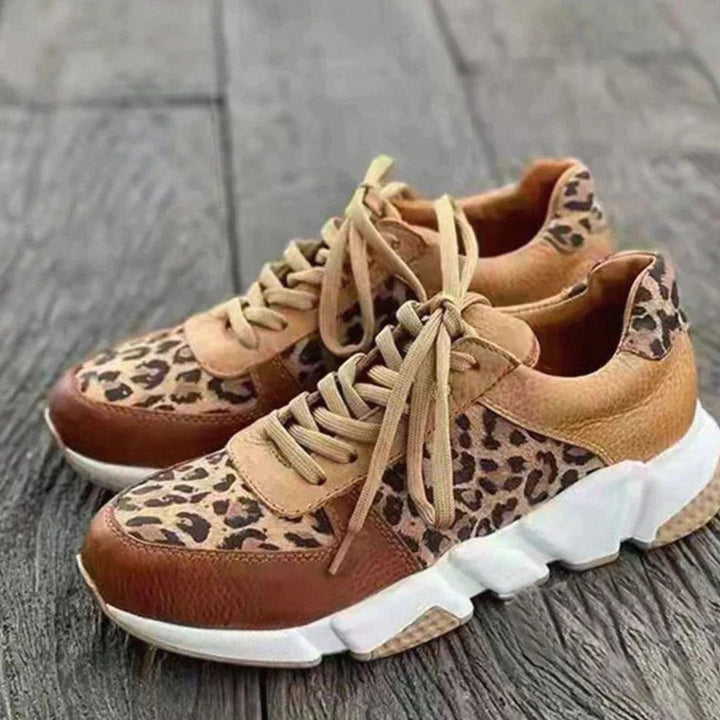 Laura | Dame Sneakers Med Chunky Sål Og Snørebånd