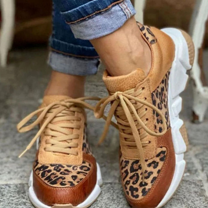 Laura | Dame Sneakers Med Chunky Sål Og Snørebånd