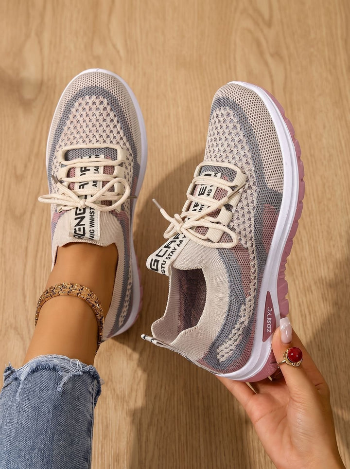 Vibeke | Dame Sneakers Med Snøring Og Rund Tå