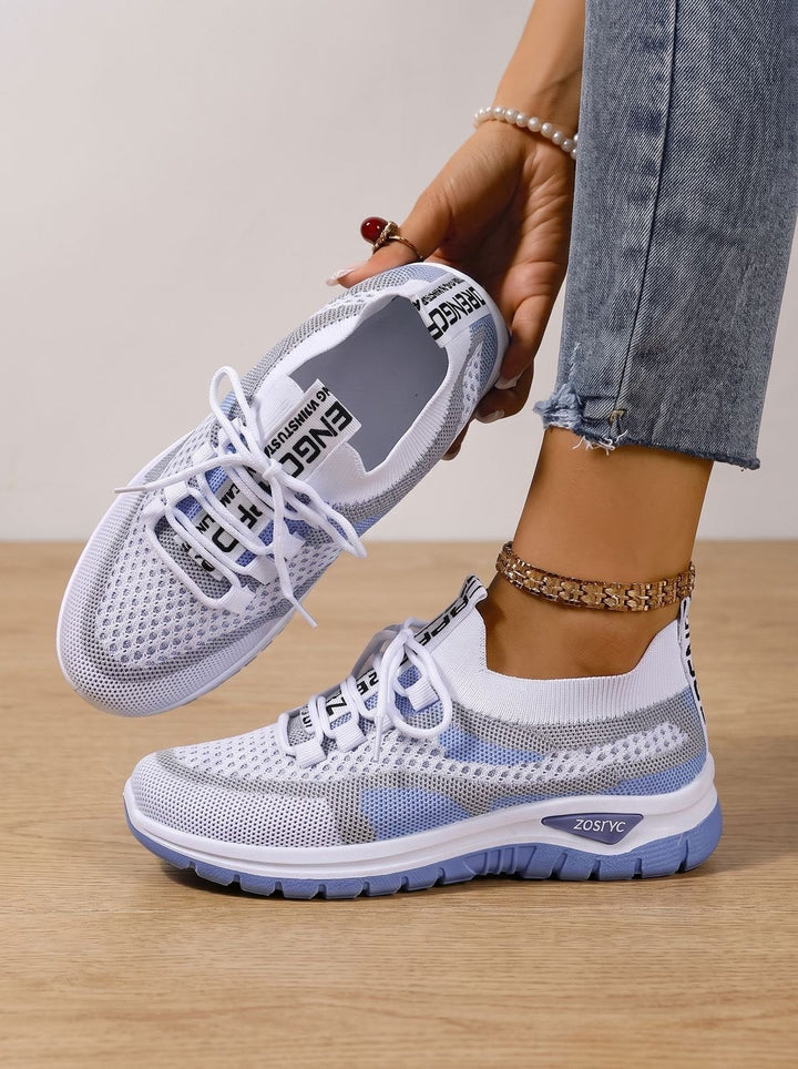 Vibeke | Dame Sneakers Med Snøring Og Rund Tå